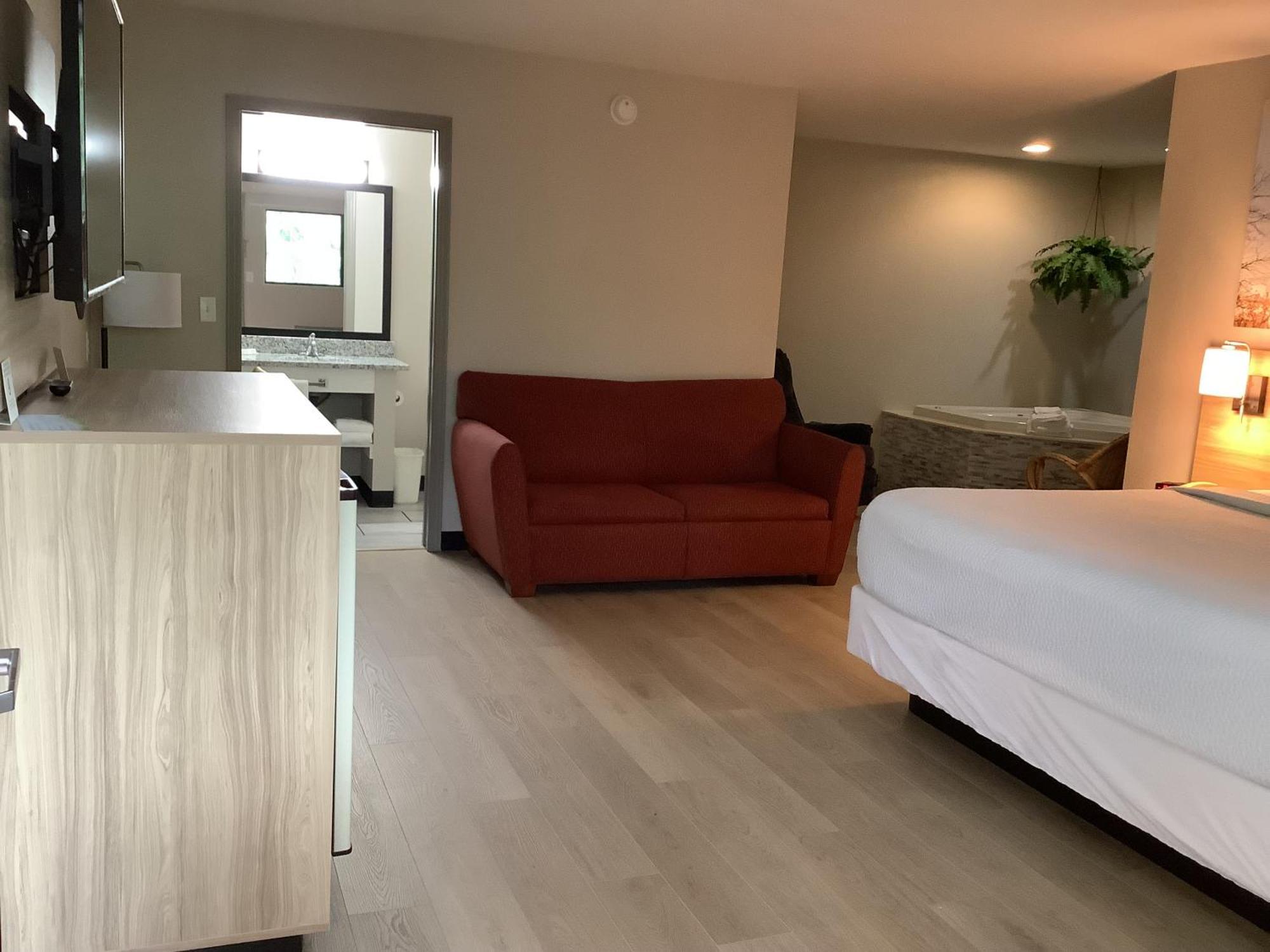 Days Inn By Wyndham Kingdom City מראה חיצוני תמונה